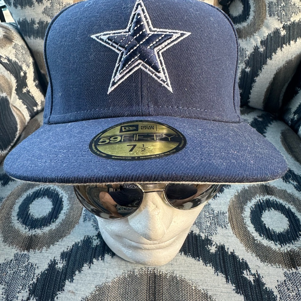 Dallas Cowboys vintage 59 fifty blue stitched star NWT. New Era 7 1/2 authentic.